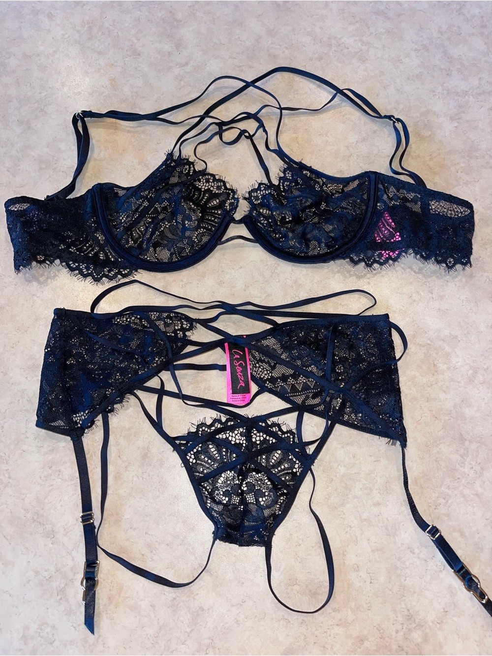 La SENZA Black Lace Strappy Bra & Garter Set